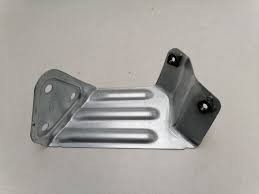 Железо 2180 кронштейн крепления крыла и бампера правый (большой)