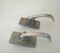 Крючок открывания двери 2107 метал. хром.(основание металл) NOVA-PRO