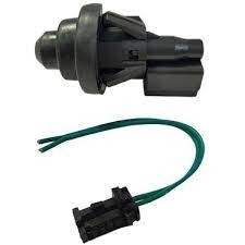 Кнопка капота Ларгус   разъем