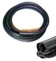 Уплотнитель двери 2110 передний правый красный БРТ