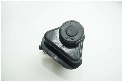 Бачок гидроусилителя 2123 нового образца (треугольный) Рулевые системы