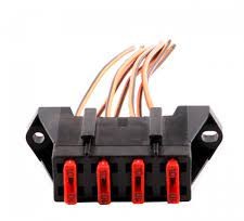 Блок предохранителей 21214 (на 4 предохранителя)