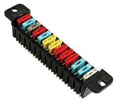 Блок предохранителей 21214 (на 13 предохранителей)