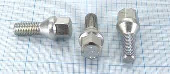 Болт колеса Ларгус