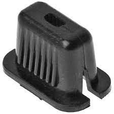 Втулка крепления облицовки порога 2123