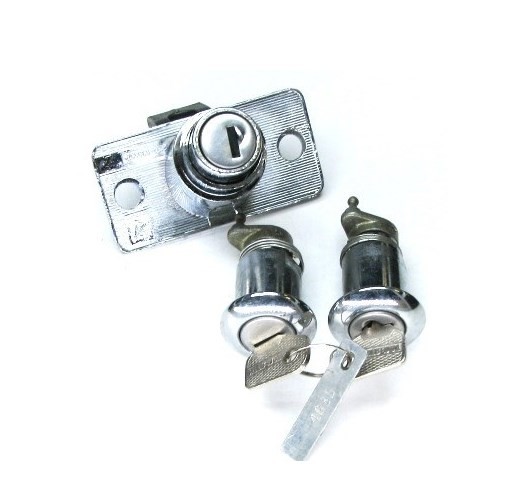 Замок задний 2104 в сборе с личинками и ключами 2104 ДААЗ