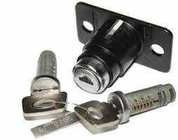 Замок задний 21099 в сборе с личинками и ключами ДААЗ