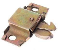 Защелка багажника 2101