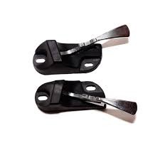 Защелка задн. сидения 2104, Нива (ВАЗ) правая