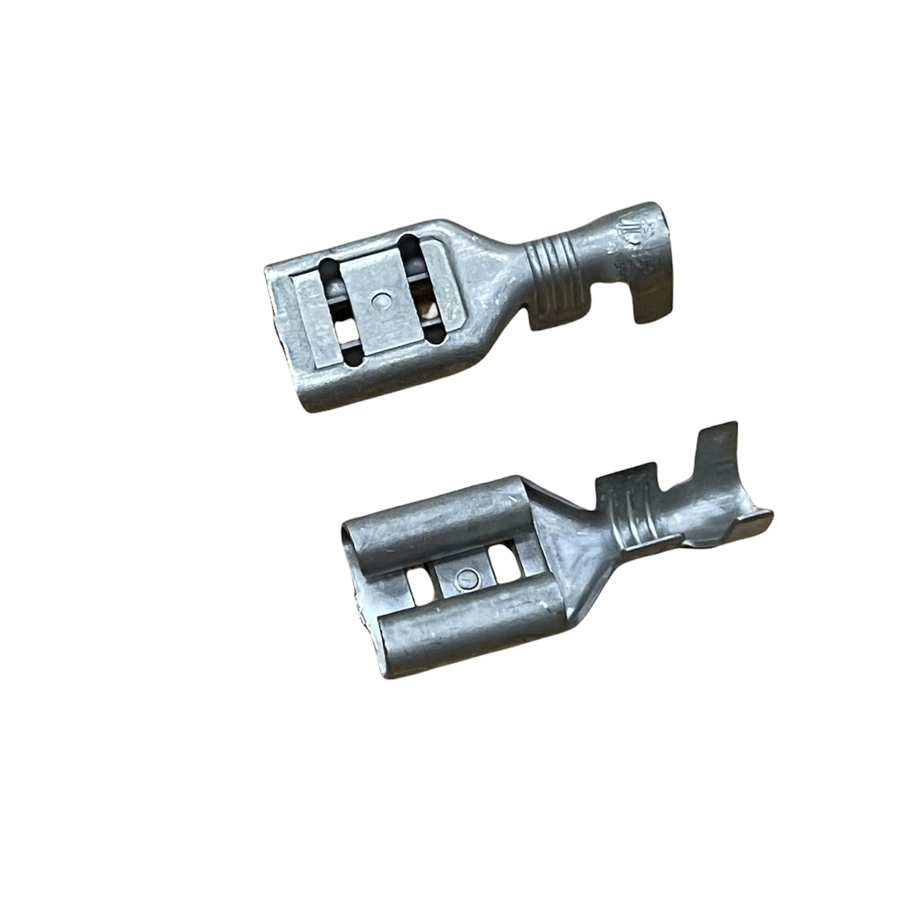 Клемма мама широкая наружная 9,5 (под провод 4,0-6,0мм)