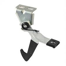 Крючок капота 2170