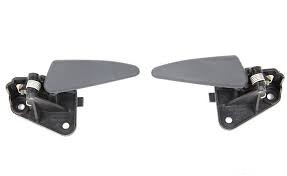 Крючок открывания двери 1118 перед.в сборе