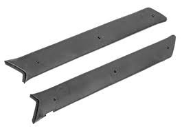 Накладка передних стоек 21213