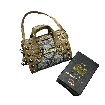 Освежитель подвесной меловой LUXURY Gucci 1