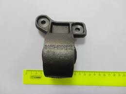 Подушка КПП Нива 4х ступ.