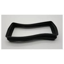 Резинка воздухозборника под капот Нива (ВАЗ)