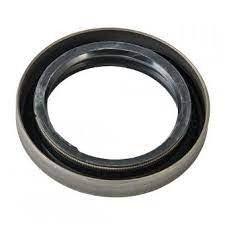 Сальник боковой передн. редуктора левый БРТ