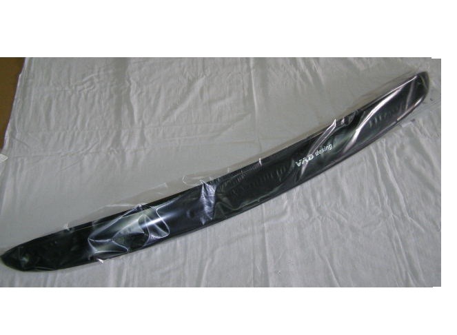 Спойлер капота 2110 на зажимах